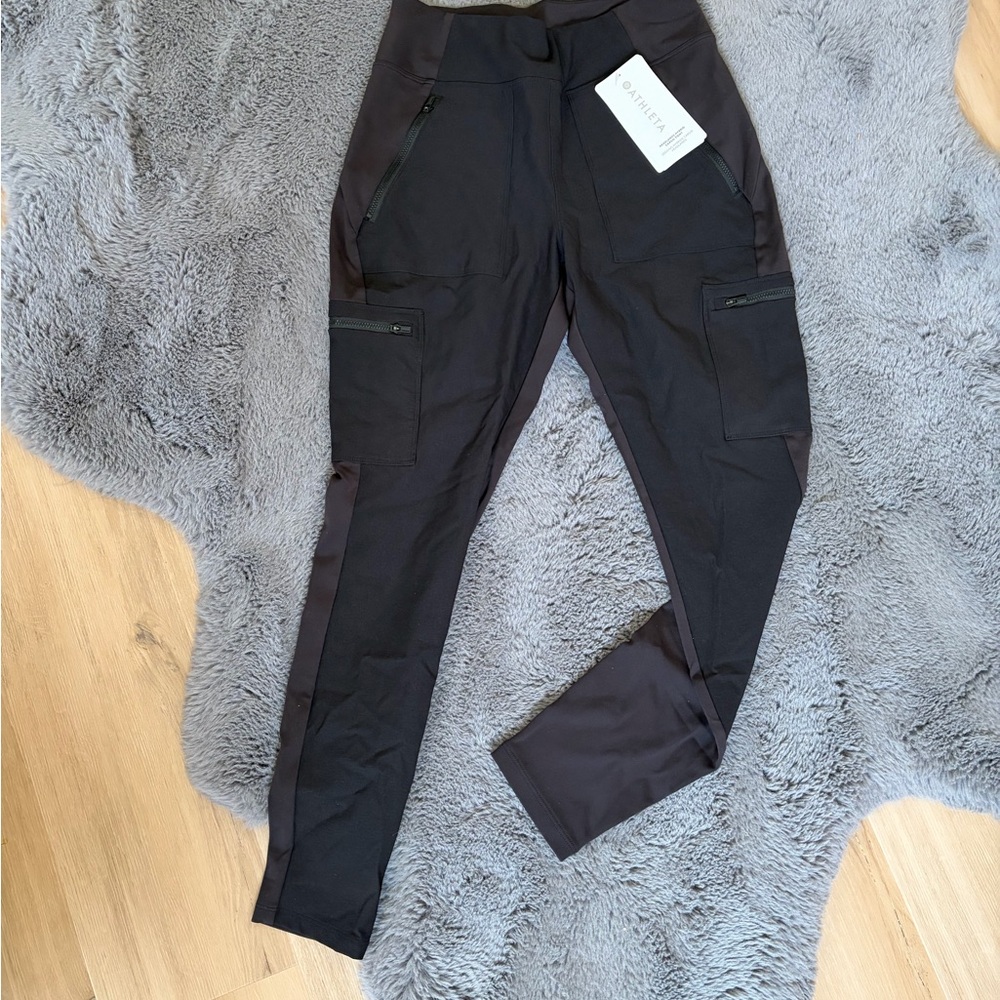 Athleta NWT Black Headlands Hybrid Cargo Tights